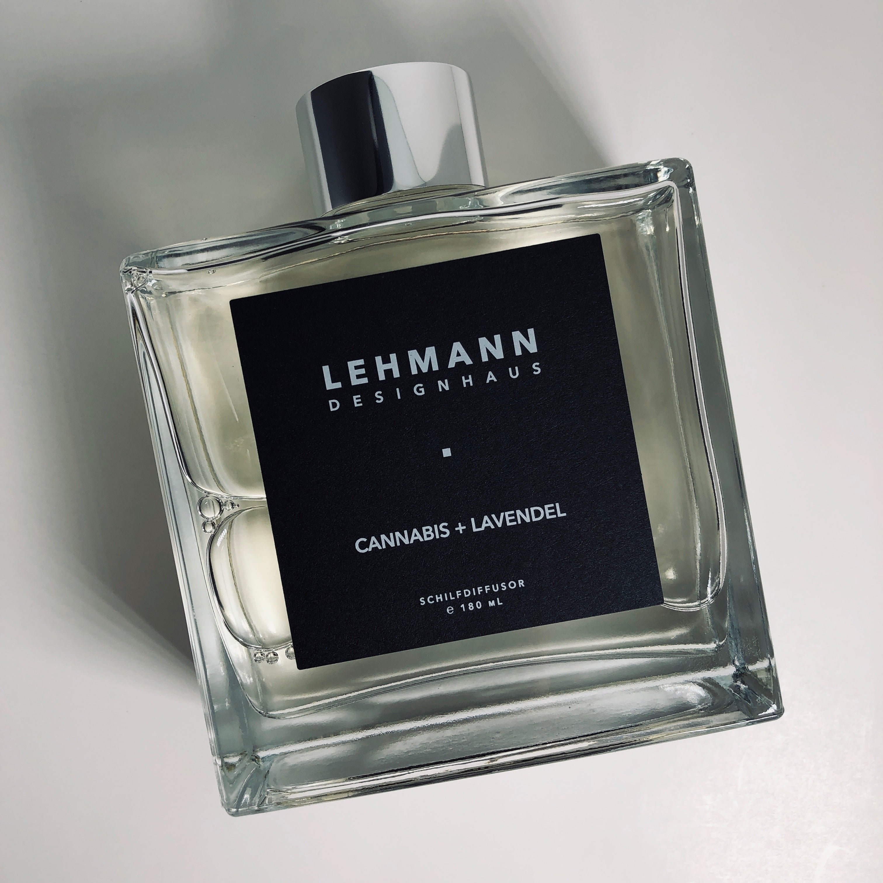 Cannabis + Lavendel Reed Diffuser